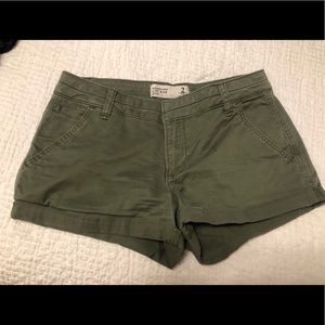A&F Low-Rise Short